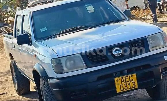 Tenga Tsaru Nissan Hardbody Zvimwe Mota in Harare in Harare Tenga Tsaru Nissan Hardbody Zvimwe Mota in Harare in Harare