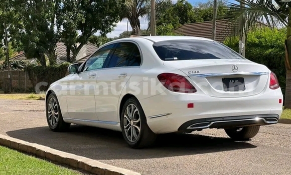 Acheter Occasion Voiture Mercedes-Benz C180 coupe Autre à Harare, Harare Acheter Occasion Voiture Mercedes-Benz C180 coupe Autre à Harare, Harare