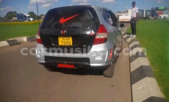 Nunua Ilio tumika Honda Fit Nyingine Gari ndani ya Harare nchini Harare Nunua Ilio tumika Honda Fit Nyingine Gari ndani ya Harare nchini Harare