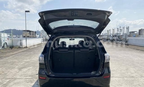 Tenga Tsaru Toyota Wish Nhema Mota in Beitbridge in Matabeleland South Tenga Tsaru Toyota Wish Nhema Mota in Beitbridge in Matabeleland South