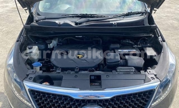 Nunua Ilio tumika Kia Sportage Beige Gari ndani ya Beitbridge nchini Matabeleland Kusini Nunua Ilio tumika Kia Sportage Beige Gari ndani ya Beitbridge nchini Matabeleland Kusini