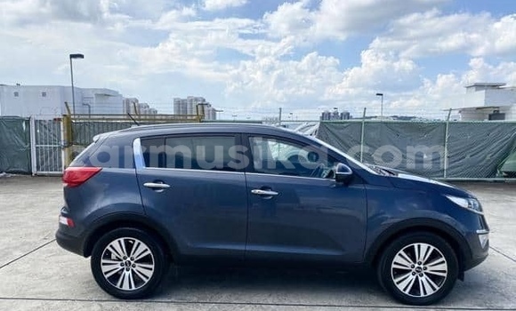 Nunua Ilio tumika Kia Sportage Beige Gari ndani ya Beitbridge nchini Matabeleland Kusini Nunua Ilio tumika Kia Sportage Beige Gari ndani ya Beitbridge nchini Matabeleland Kusini