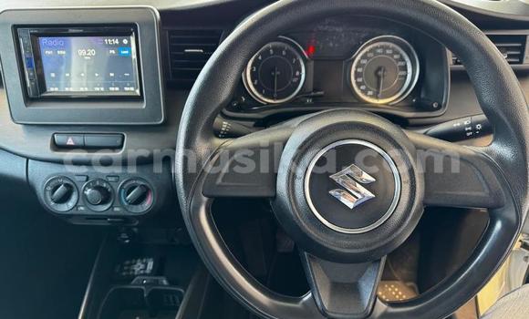 Nunua Ilio tumika Suzuki Ertiga Nyeupe Gari ndani ya Masvingo nchini Masvingo Nunua Ilio tumika Suzuki Ertiga Nyeupe Gari ndani ya Masvingo nchini Masvingo