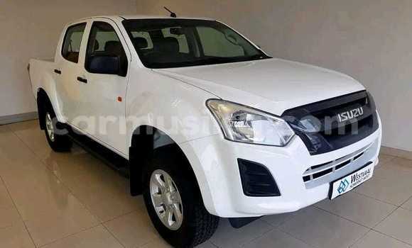 Acheter Occasion Voiture Isuzu D–MAX Blanc à Gweru, Midlands Acheter Occasion Voiture Isuzu D–MAX Blanc à Gweru, Midlands