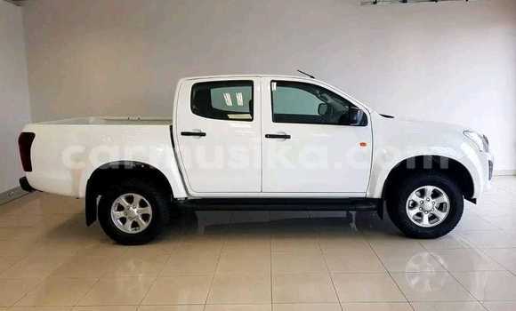 Acheter Occasion Voiture Isuzu D–MAX Blanc à Gweru, Midlands Acheter Occasion Voiture Isuzu D–MAX Blanc à Gweru, Midlands