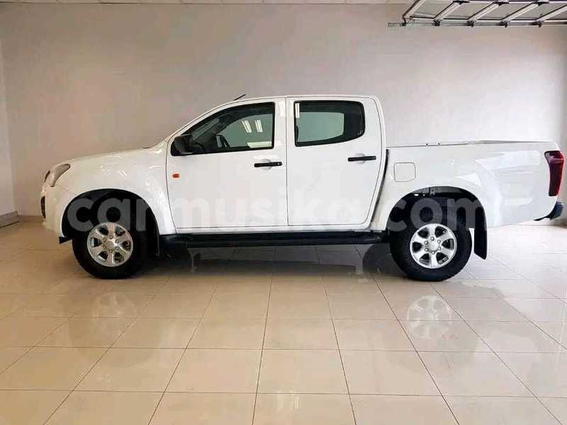 Big with watermark isuzu d max midlands gweru 35514