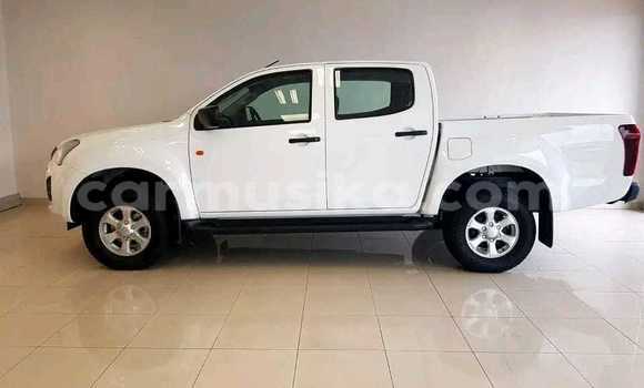 Acheter Occasion Voiture Isuzu D–MAX Blanc à Gweru, Midlands Acheter Occasion Voiture Isuzu D–MAX Blanc à Gweru, Midlands