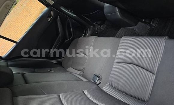 Tenga Tsaru Mazda Axela Zvimwe Mota in Harare in Harare