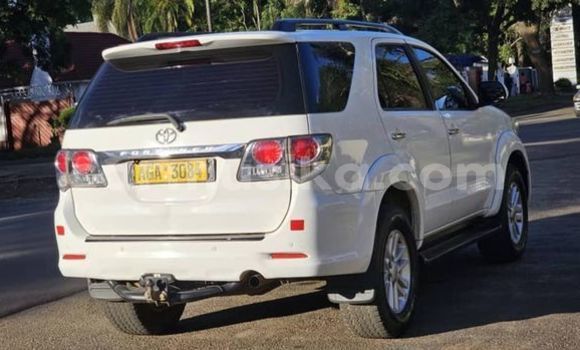 Nunua Ilio tumika Toyota Fortuner Nyingine Gari ndani ya Harare nchini Harare