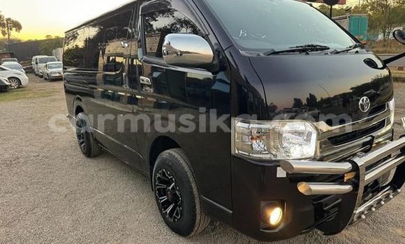 Nunua Ilio tumika Toyota bB Nyingine Gari ndani ya Harare nchini Harare Nunua Ilio tumika Toyota bB Nyingine Gari ndani ya Harare nchini Harare