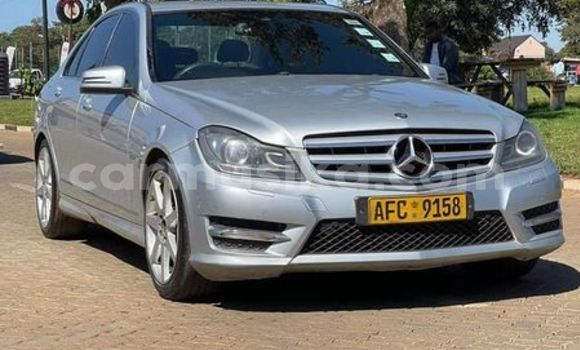Nunua Ilio tumika Mercedes Viano Nyingine Gari ndani ya Harare nchini Harare