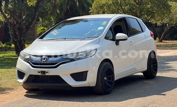 Nunua Ilio tumika Honda Fit Nyingine Gari ndani ya Harare nchini Harare