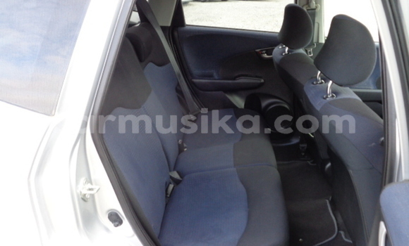 Tenga Tsaru Honda Fit Sirivha Mota in Hwange in Matabeleland North Tenga Tsaru Honda Fit Sirivha Mota in Hwange in Matabeleland North