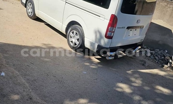 Nunua Ilio tumika Toyota Hiace Nyingine Gari ndani ya Harare nchini Harare
