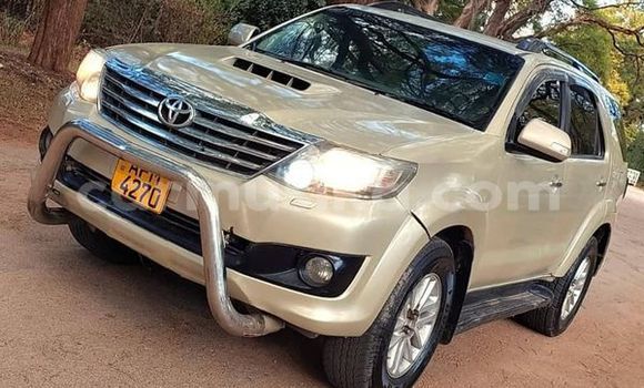 Tenga Tsaru Toyota Fortuner Zvimwe Mota in Harare in Harare Tenga Tsaru Toyota Fortuner Zvimwe Mota in Harare in Harare