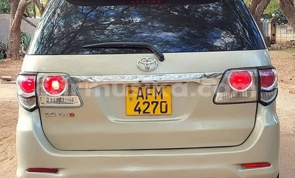 Tenga Tsaru Toyota Fortuner Zvimwe Mota in Harare in Harare Tenga Tsaru Toyota Fortuner Zvimwe Mota in Harare in Harare