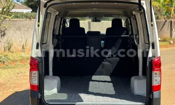 Tenga Tsaru Nissan Caravan Zvimwe Mota in Harare in Harare Tenga Tsaru Nissan Caravan Zvimwe Mota in Harare in Harare