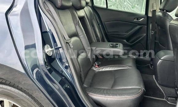 Acheter Occasion Voiture Mazda 3 Bleu à Beitbridge, Matabeleland South Acheter Occasion Voiture Mazda 3 Bleu à Beitbridge, Matabeleland South