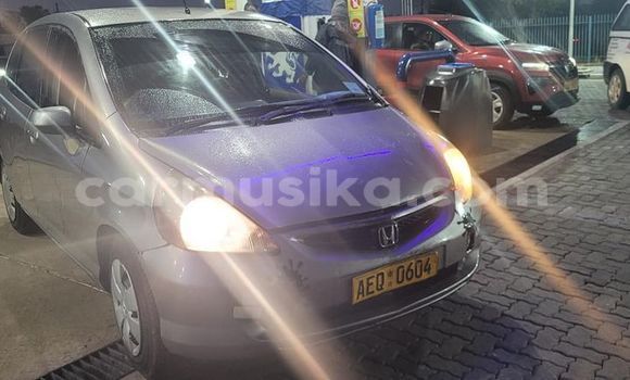 Nunua Ilio tumika Honda Fit Nyeupe Gari ndani ya Borrowdale nchini Harare Nunua Ilio tumika Honda Fit Nyeupe Gari ndani ya Borrowdale nchini Harare