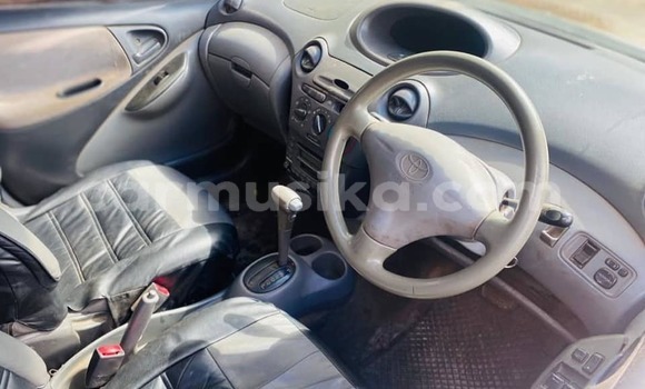 Nunua Ilio tumika Toyota Vitz Nyingine Gari ndani ya Borrowdale nchini Harare Nunua Ilio tumika Toyota Vitz Nyingine Gari ndani ya Borrowdale nchini Harare