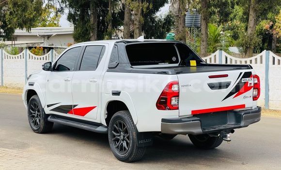 Acheter Occasion Voiture Toyota Hilux Blanc à Bindura, Mashonaland Central Acheter Occasion Voiture Toyota Hilux Blanc à Bindura, Mashonaland Central