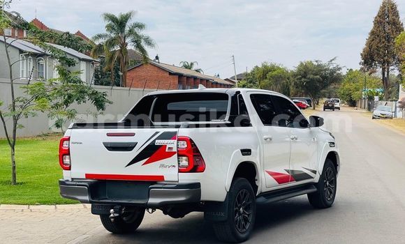 Acheter Occasion Voiture Toyota Hilux Blanc à Bindura, Mashonaland Central Acheter Occasion Voiture Toyota Hilux Blanc à Bindura, Mashonaland Central