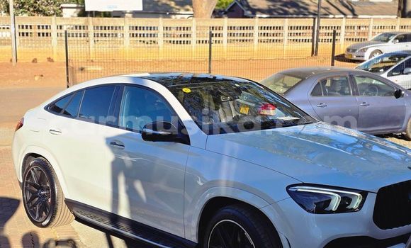 Acheter Occasion Voiture Mercedes‒Benz GLC Blanc à Belvédère, Harare Acheter Occasion Voiture Mercedes‒Benz GLC Blanc à Belvédère, Harare