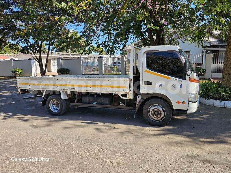 Big with watermark toyota dyna mashonaland central bindura 35609