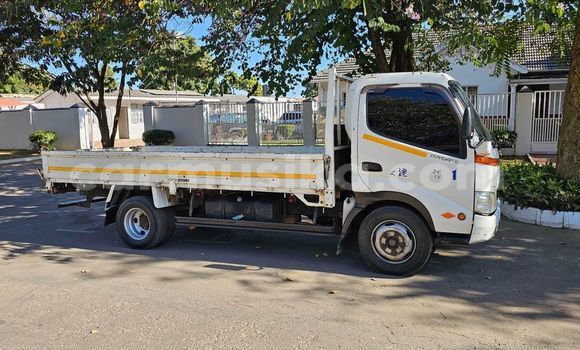 Acheter Occasion Voiture Toyota Dyna Blanc à Bindura, Mashonaland Central Acheter Occasion Voiture Toyota Dyna Blanc à Bindura, Mashonaland Central