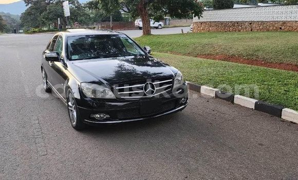 Acheter Occasion Voiture Mercedes‒Benz C–Class Noir à Bindura, Mashonaland Central Acheter Occasion Voiture Mercedes‒Benz C–Class Noir à Bindura, Mashonaland Central