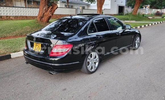 Acheter Occasion Voiture Mercedes‒Benz C–Class Noir à Bindura, Mashonaland Central Acheter Occasion Voiture Mercedes‒Benz C–Class Noir à Bindura, Mashonaland Central