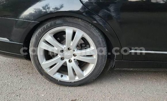 Acheter Occasion Voiture Mercedes‒Benz C–Class Noir à Bindura, Mashonaland Central Acheter Occasion Voiture Mercedes‒Benz C–Class Noir à Bindura, Mashonaland Central