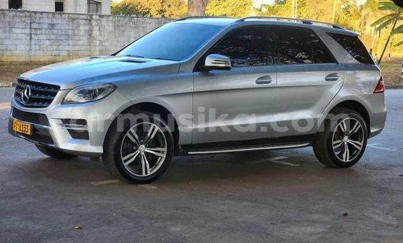Buy Used Mercedes‒Benz ML–Class Black Car in Bindura in Mashonaland Central