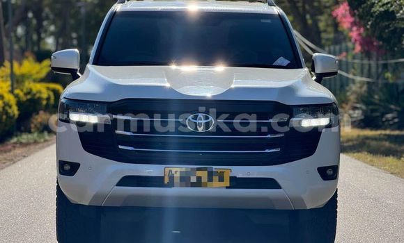 Acheter Occasion Voiture Toyota Land Cruiser Blanc à Bindura, Mashonaland Central Acheter Occasion Voiture Toyota Land Cruiser Blanc à Bindura, Mashonaland Central