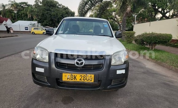 Acheter Occasion Voiture Mazda BT-50 Blanc à Borrowdale, Harare Acheter Occasion Voiture Mazda BT-50 Blanc à Borrowdale, Harare