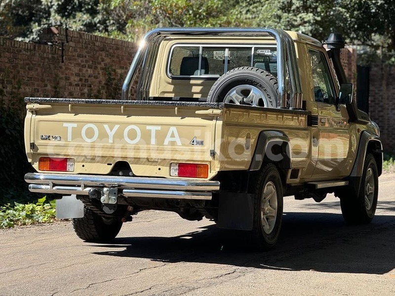 Big with watermark toyota land cruiser mashonaland central bindura 35631