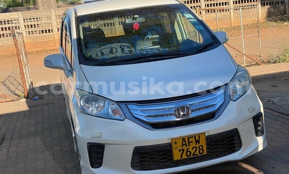 Nunua Ilio tumika Honda Freed Nyingine Gari ndani ya Bulawayo nchini Bulawayo