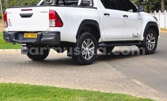 Nunua Ilio tumika Toyota Hilux Nyingine Gari ndani ya Harare nchini Harare Nunua Ilio tumika Toyota Hilux Nyingine Gari ndani ya Harare nchini Harare