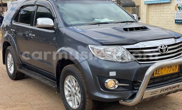 Tenga Tsaru Toyota Fortuner Zvimwe Mota in Harare in Harare