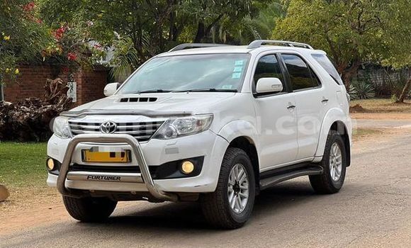 Tenga Tsaru Toyota Fortuner Zvimwe Mota in Harare in Harare Tenga Tsaru Toyota Fortuner Zvimwe Mota in Harare in Harare