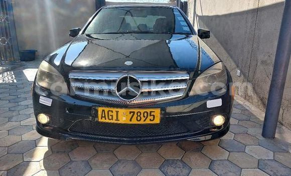Tenga Tsaru Mercedes Viano Zvimwe Mota in Belvedere in Harare Tenga Tsaru Mercedes Viano Zvimwe Mota in Belvedere in Harare
