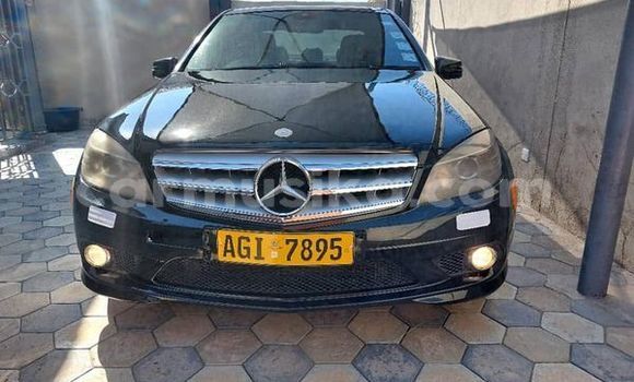 Tenga Tsaru Mercedes Viano Zvimwe Mota in Belvedere in Harare Tenga Tsaru Mercedes Viano Zvimwe Mota in Belvedere in Harare