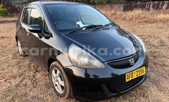 Tenga Tsaru Honda Fit Nhema Mota in Bindura in Mashonaland yePakati