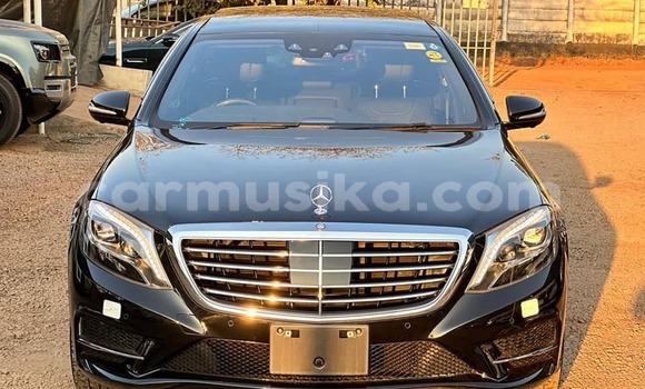 Buy Used Mercedes‒Benz S–Class Black Car in Beitbridge in Matabeleland South