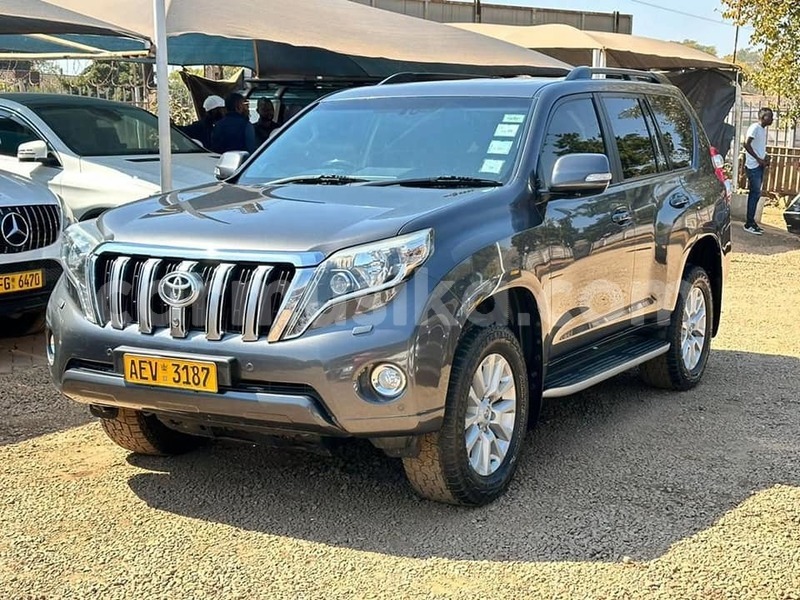 Big with watermark toyota prado harare belvedere 35701