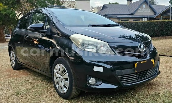 Buy Used Toyota Vitz Black Car in Beitbridge in Matabeleland South Buy Used Toyota Vitz Black Car in Beitbridge in Matabeleland South
