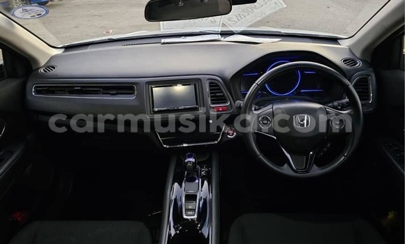 Buy Used Honda Vezel White Car in Bindura in Mashonaland Central Buy Used Honda Vezel White Car in Bindura in Mashonaland Central