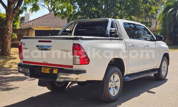 Buy Used Toyota Hilux White Car in Beitbridge in Matabeleland South Buy Used Toyota Hilux White Car in Beitbridge in Matabeleland South