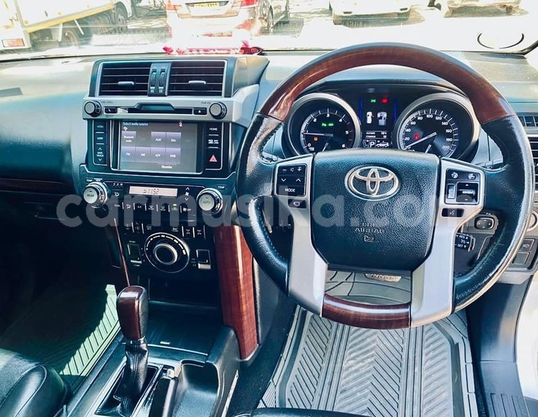 Big with watermark toyota land cruiser harare belvedere 35721