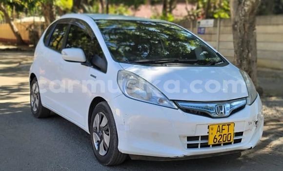 Tenga Tsaru Honda Fit Chena Mota in Bindura in Mashonaland yePakati